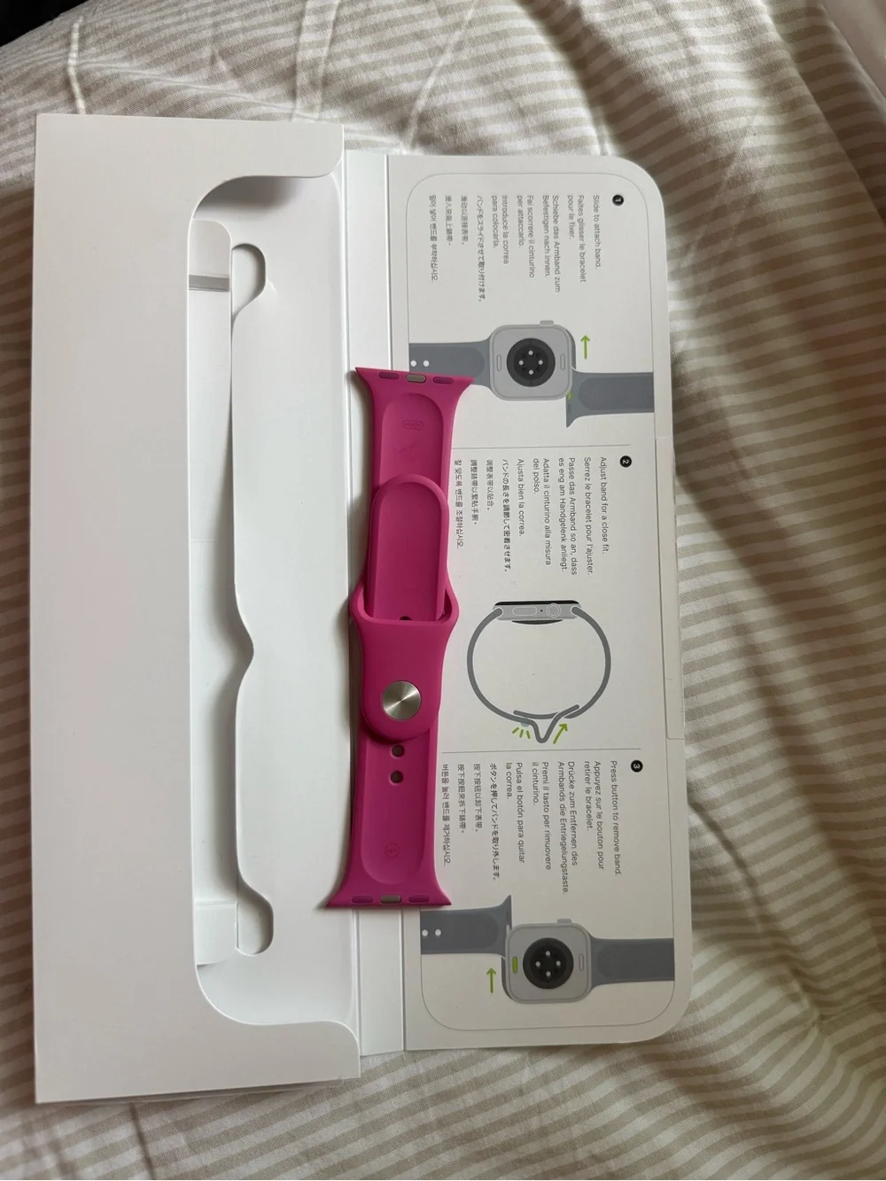 Genuine Apple Like New Pink Silicone Sports Watch Band | 40 mm | Size S/M